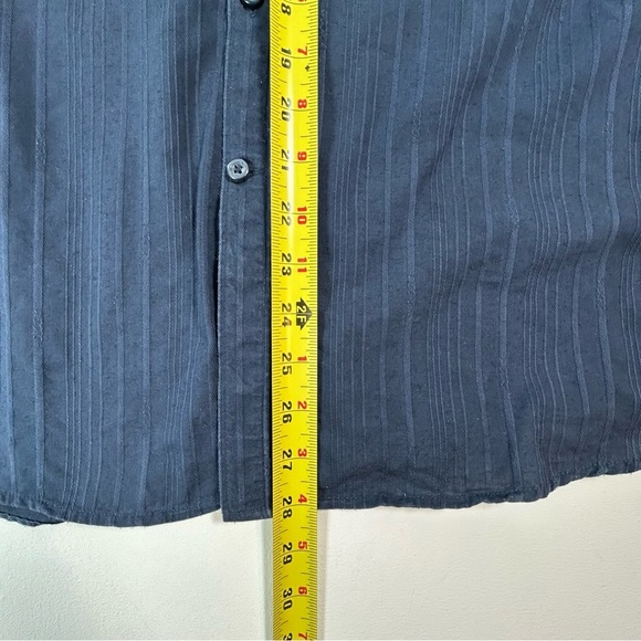 Volcom Dark Blue Casual Button Down Skater Vintage Y2K Shirt - Men’s Medium - Picture 6 of 11